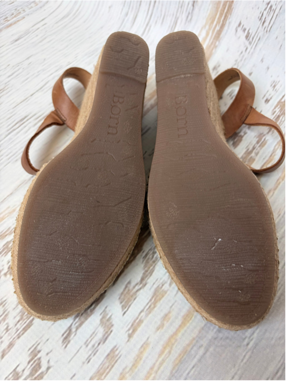 Women's Born Wedge Sandals Size 7 Beige and Brown - Picture 5 of 9